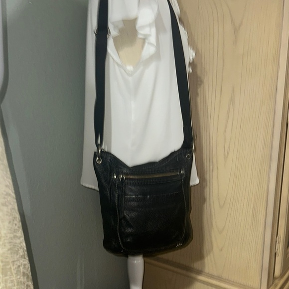 The SAk Black Leather Crossbody Bag - Picture 2 of 11